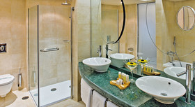 Eden Roc Resort Hotel