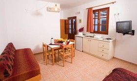 Apostolas Studios