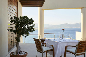 Lindos Blu Luxury Hotel & Suites