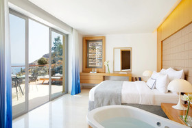 Lindos Blu Luxury Hotel & Suites