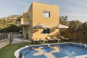 Luxury Retro Villas