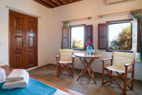 Meandros Villa & Suites