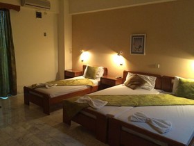 Vlycha Beach Studios & Apartments