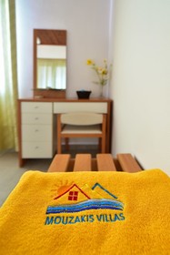 Mouzakis Villas