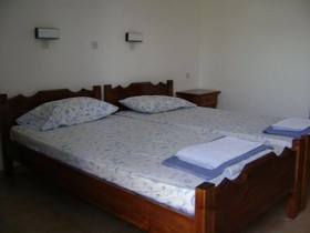 Chris Apartments