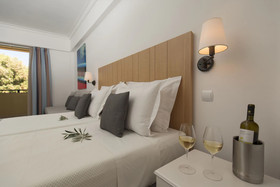 Samaina Hotels Inn
