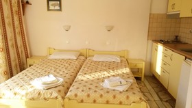 Green Hill Studios & Appartments