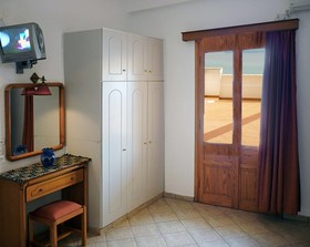Nereides Apartments
