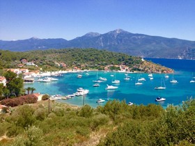 Posidonio Bay