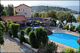 Posidonio Bay