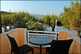 Posidonio Bay