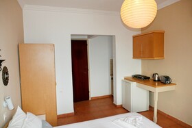 Lakis studios