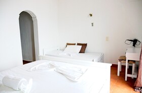 Lakis studios