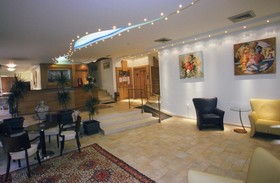 Hotel Aeolis