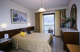 Hotel Aeolis