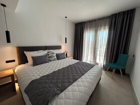 Moonlight Hotel