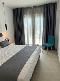 Moonlight Hotel