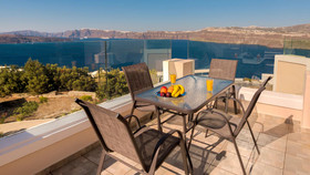 Akrotiri Apartments