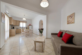 Akrotiri Apartments