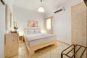 Akrotiri Apartments