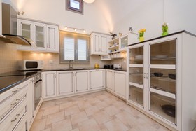Hemera Holiday Home