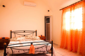Villa Iliovasilema Santorini