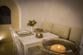Linos Suites