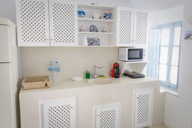 Linos Suites