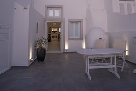 Dimitrios Cave House