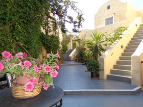 Ersi Villas Hotel