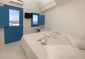 Abyssanto Suites & Spa