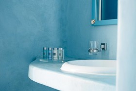Abyssanto Suites & Spa