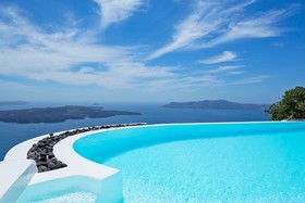 Alta Vista Honeymoon Suites