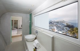 Alta Vista Honeymoon Suites