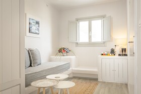 Amoramelia Suites