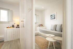 Amoramelia Suites