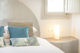 Amoramelia Suites
