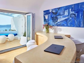 Astra Suites