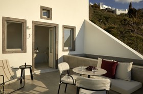 Atoles Retreat