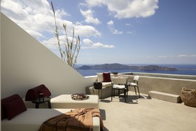 Atoles Retreat