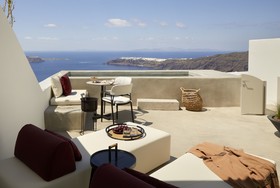 Atoles Retreat