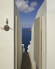Atoles Retreat