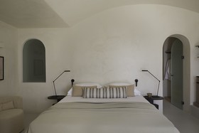Atoles Retreat