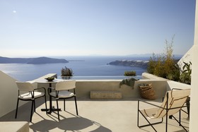Atoles Retreat