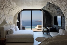 one of one hotel