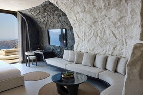 one of one hotel