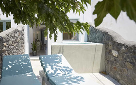 Amara Suites Santorini