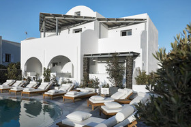 Amara Suites Santorini