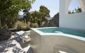Amara Suites Santorini