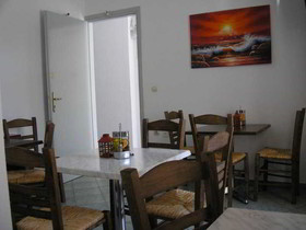 Finikas Hotel